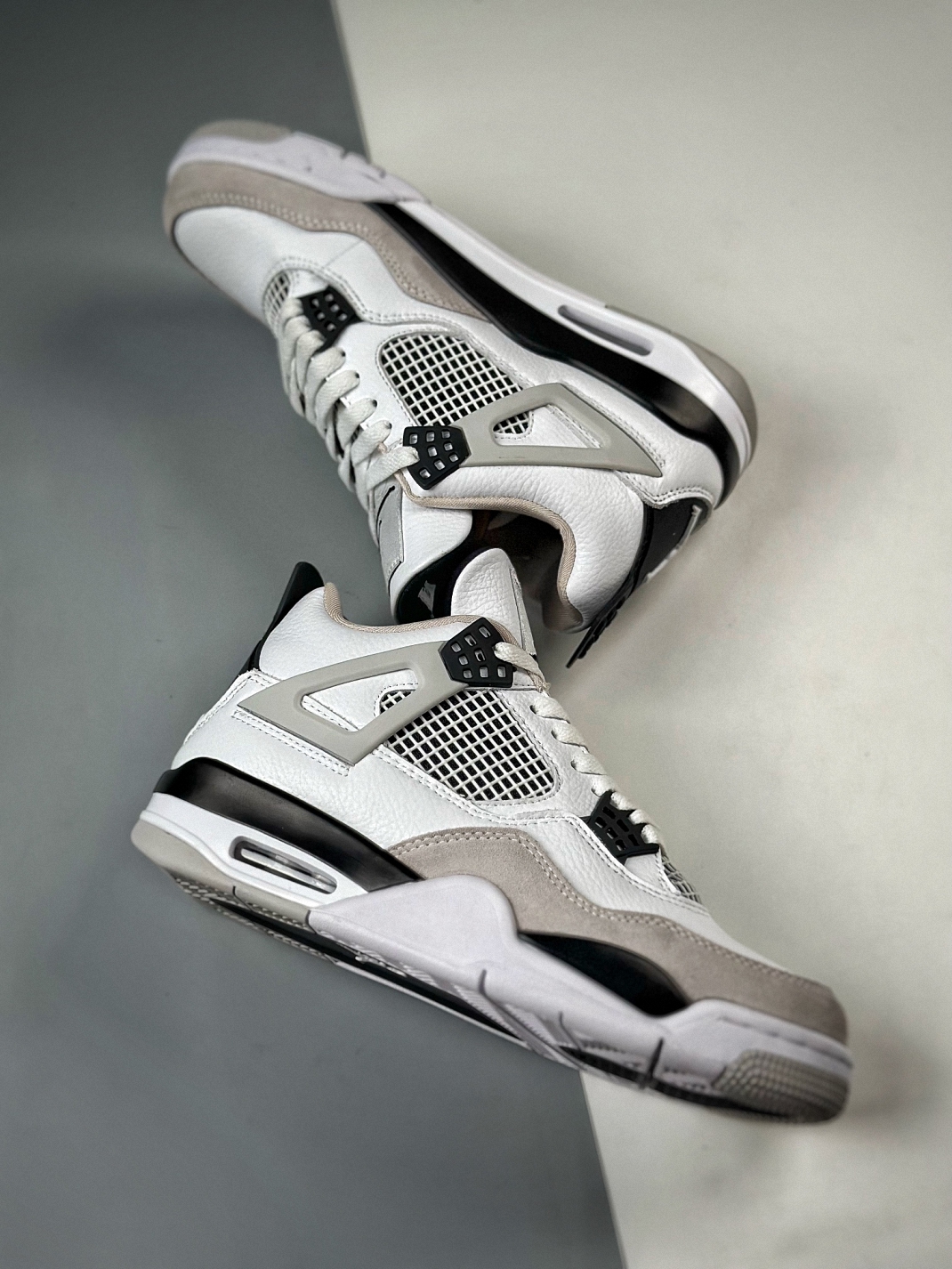 Air Jordan 4 